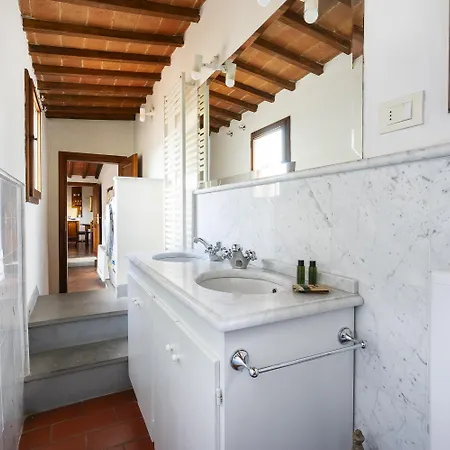 Piazza Santa Croce Apartment Florence