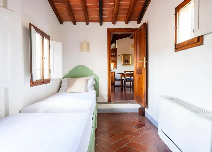 Piazza Santa Croce *